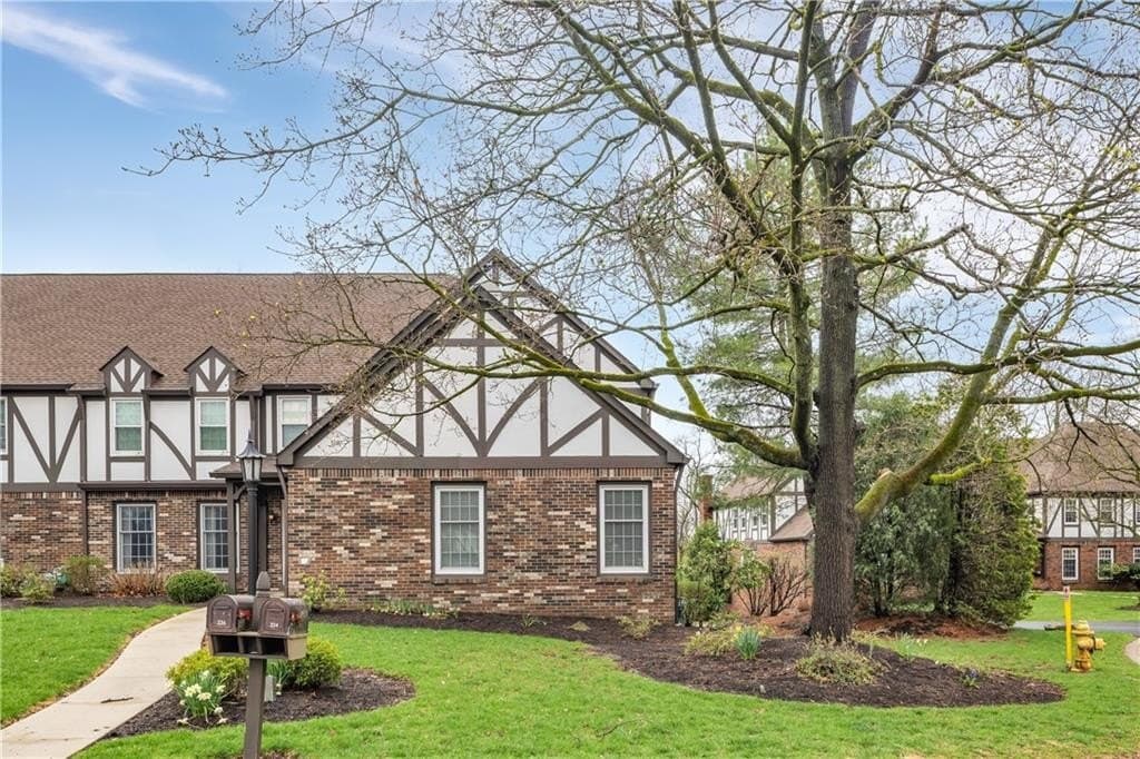 224 Allenberry Cir, Pittsburgh