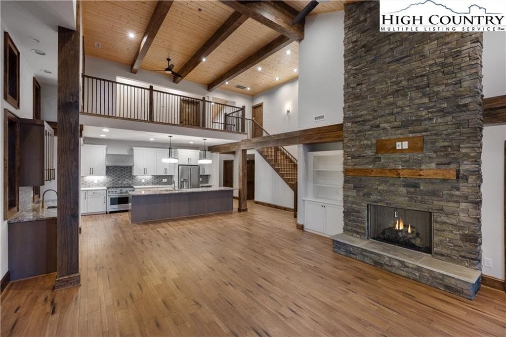 Canyon Gap Unit H6, Blowing Rock