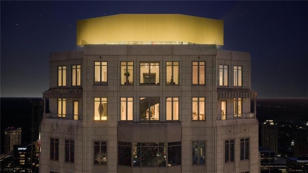 3376 Peachtree Rd NE Units 57 & 58