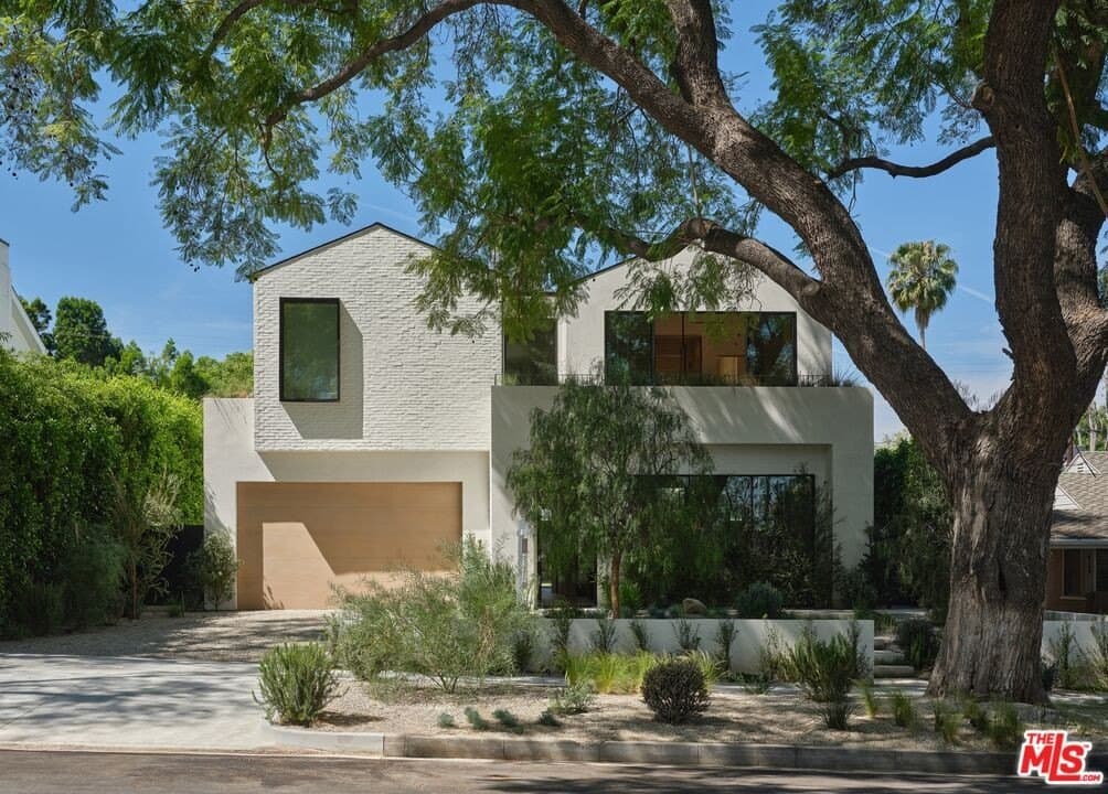 4115 Ventura Canyon Ave, Sherman Oaks