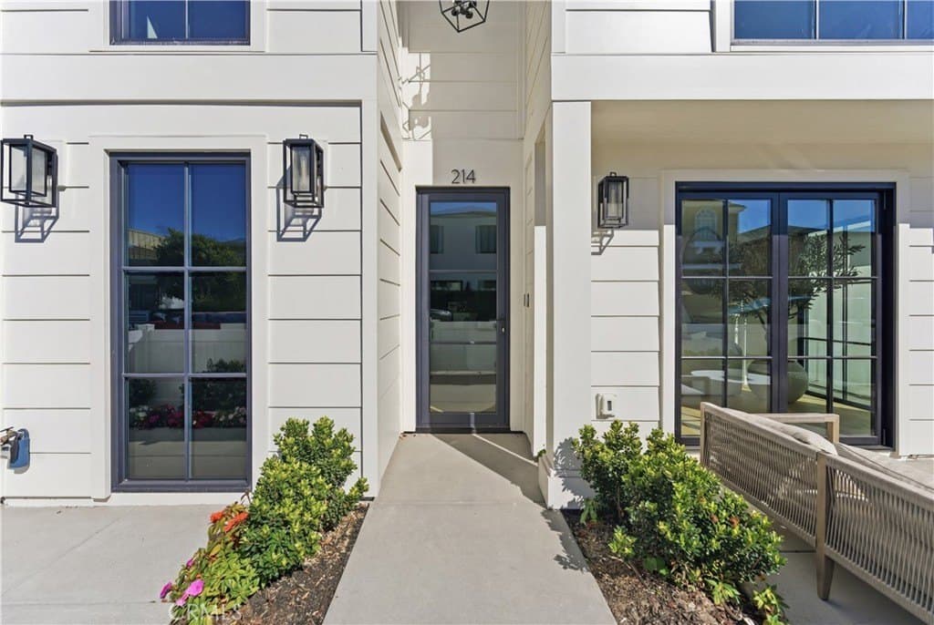 214 Abalone Ave