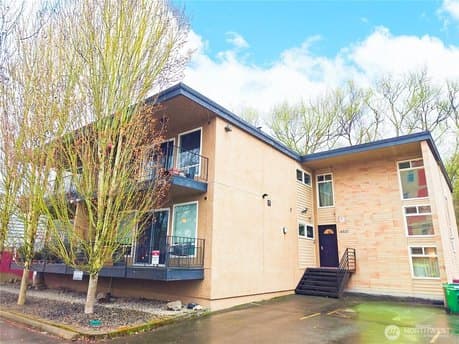 4525 S Henderson St Apt 103