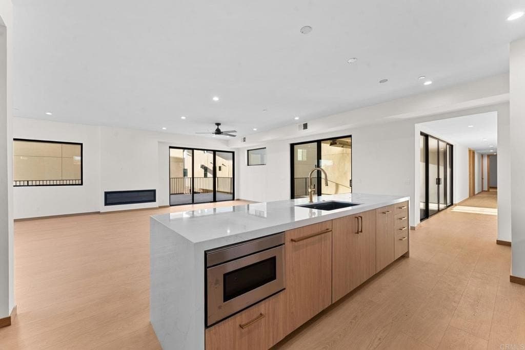 2672 Roosevelt St, Carlsbad