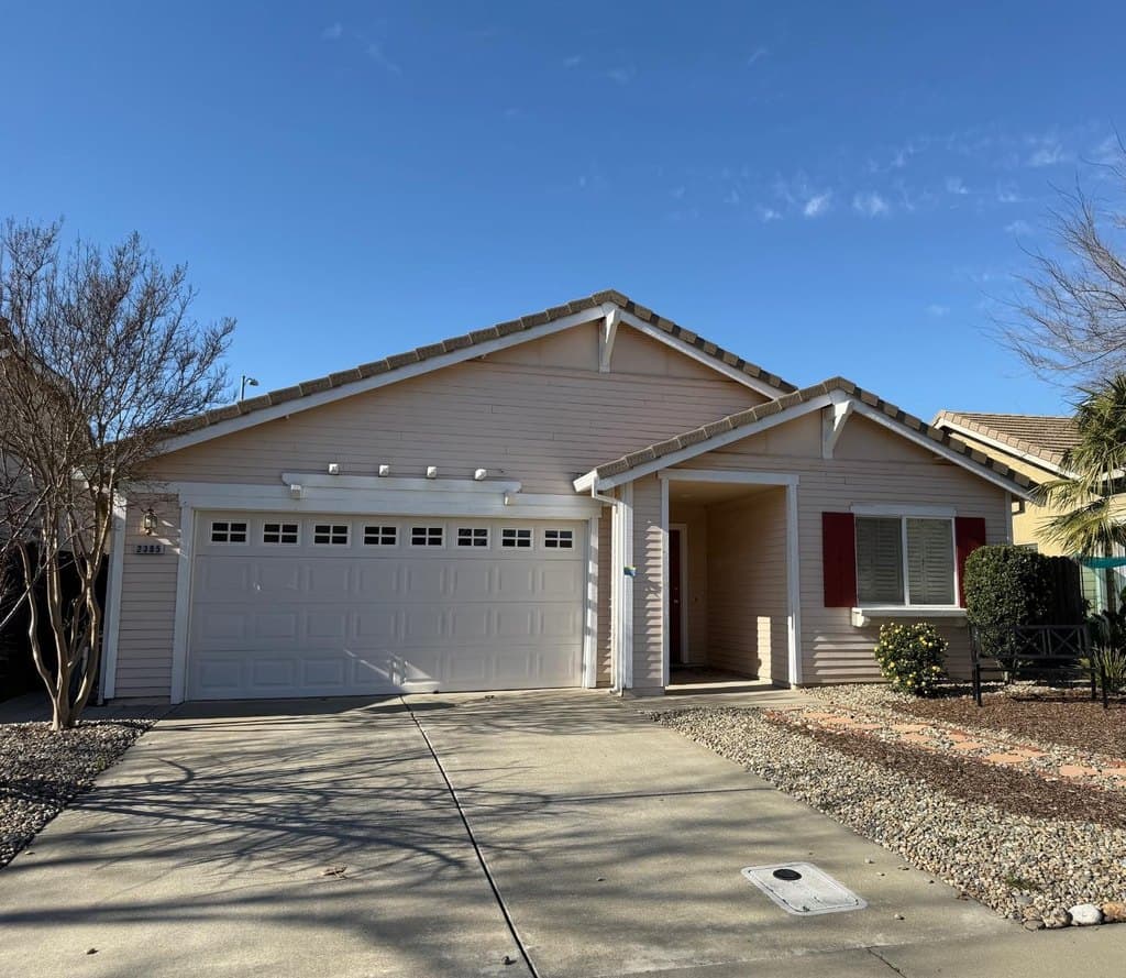 2385 Roualt St, Davis