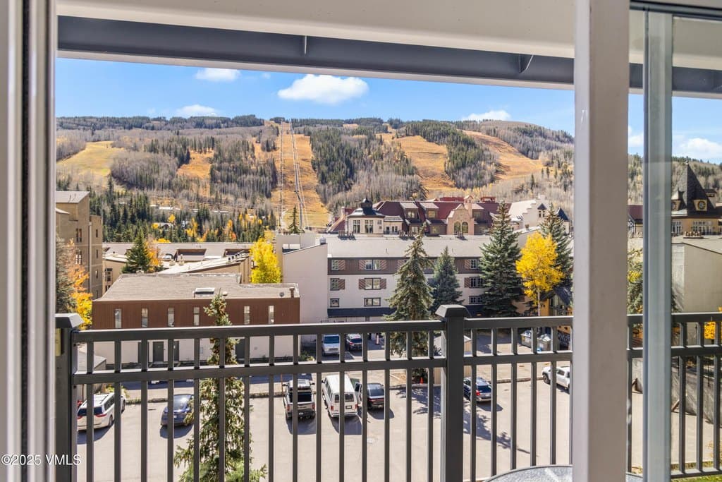 508 E Lionshead Cir Unit 310 /Week, Vail
