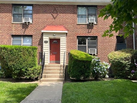 191-09 39 Ave Unit 164