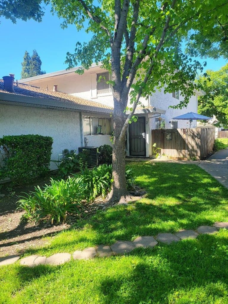 4702 Greenholme Dr Apt 3, Sacramento