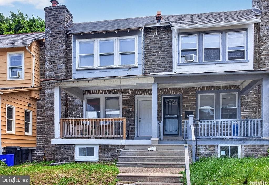 238 E Queen Ln, Philadelphia