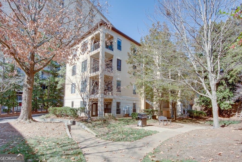 3777 Peachtree Rd NE Apt 1007, Brookhaven