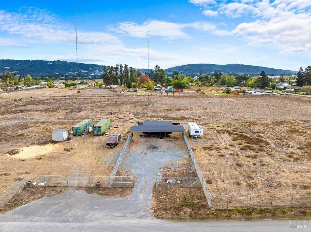 391 Millbrae Ave, Santa Rosa