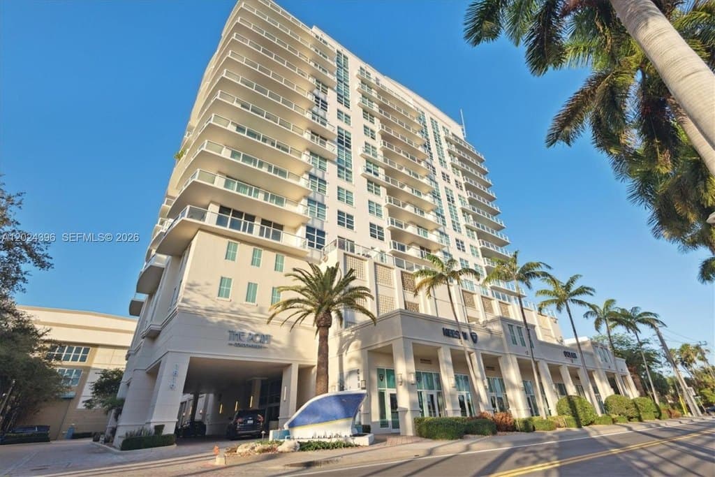 1819 SE 17th St Apt 501, Fort Lauderdale