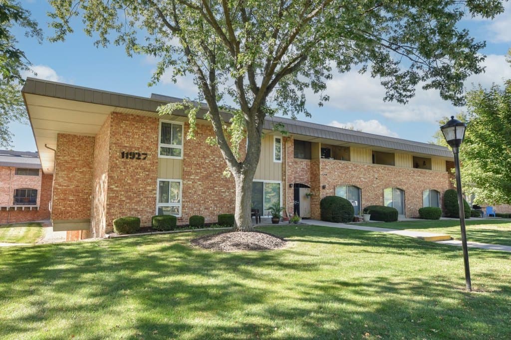 11927 W Appleton Ave Unit 6, Milwaukee