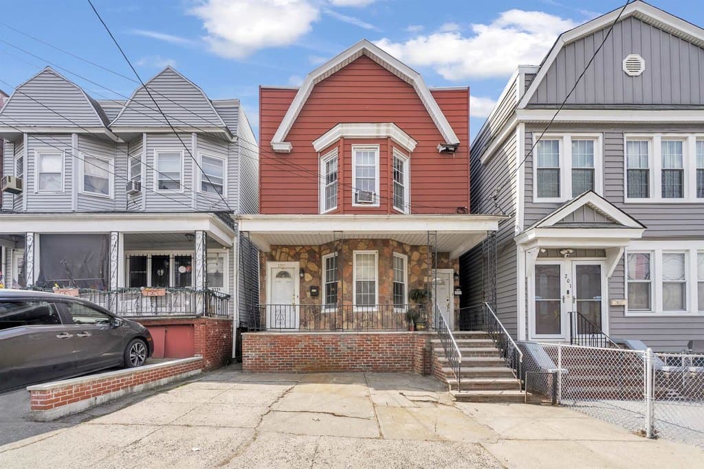 199 Virginia Ave, Jersey City