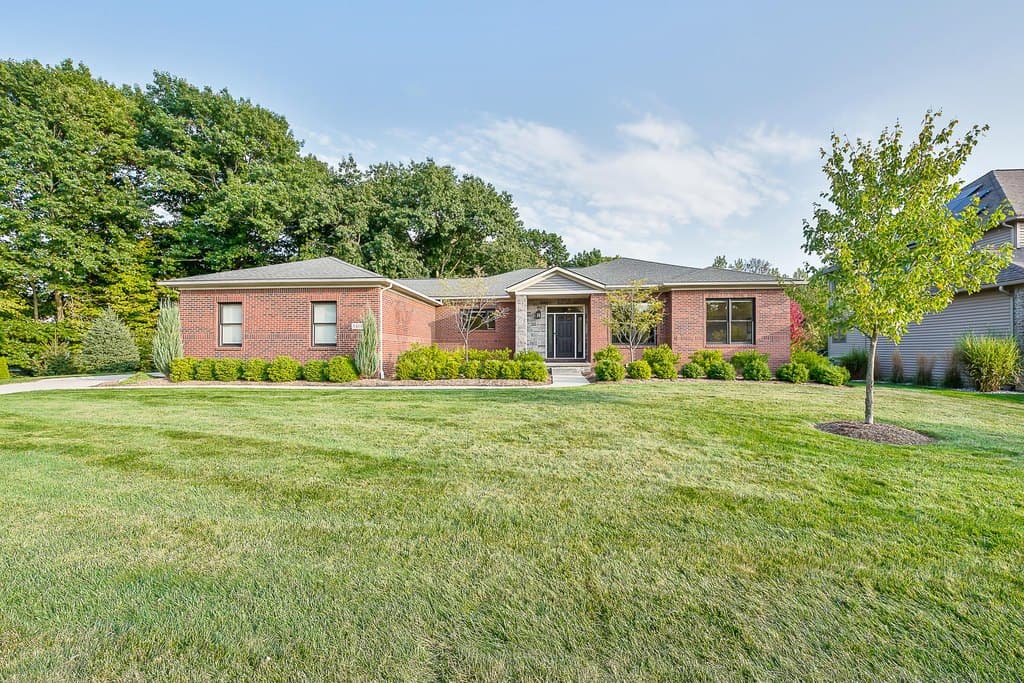 1411 Whispering Maples Dr N, Ann Arbor