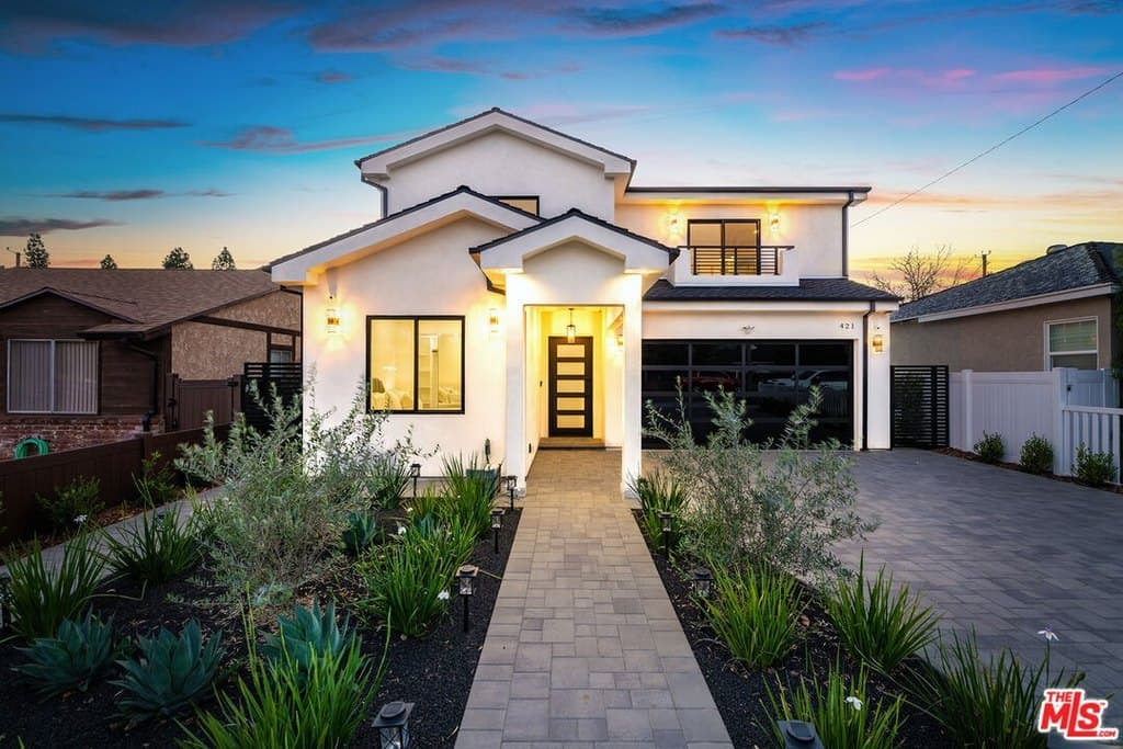 421 N Catalina St, Burbank