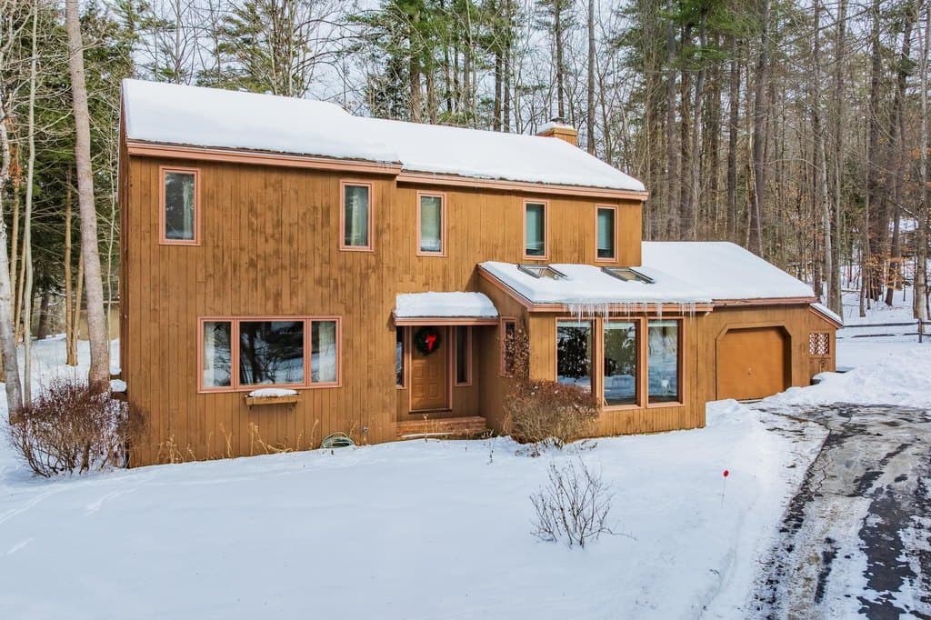 4 Haskins Rd