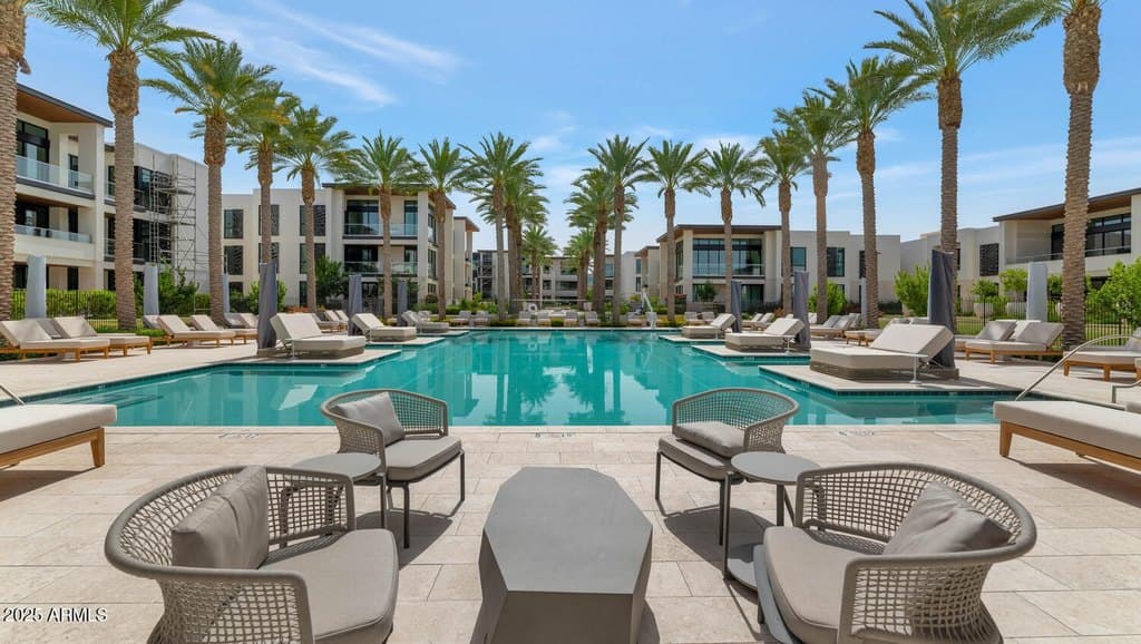 6587 N Palmeraie Blvd Unit 2007, Paradise Valley