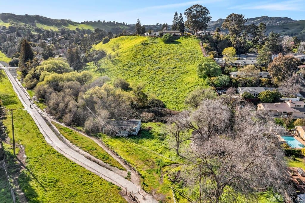 2641 Larkey Ln, Walnut Creek