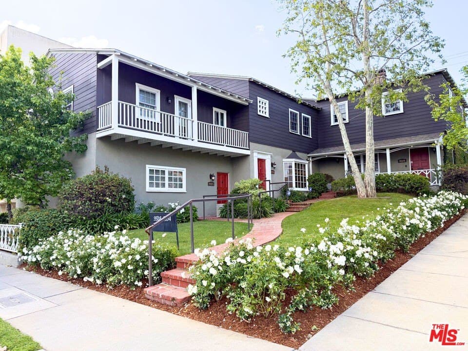9528 W Olympic Blvd, Beverly Hills