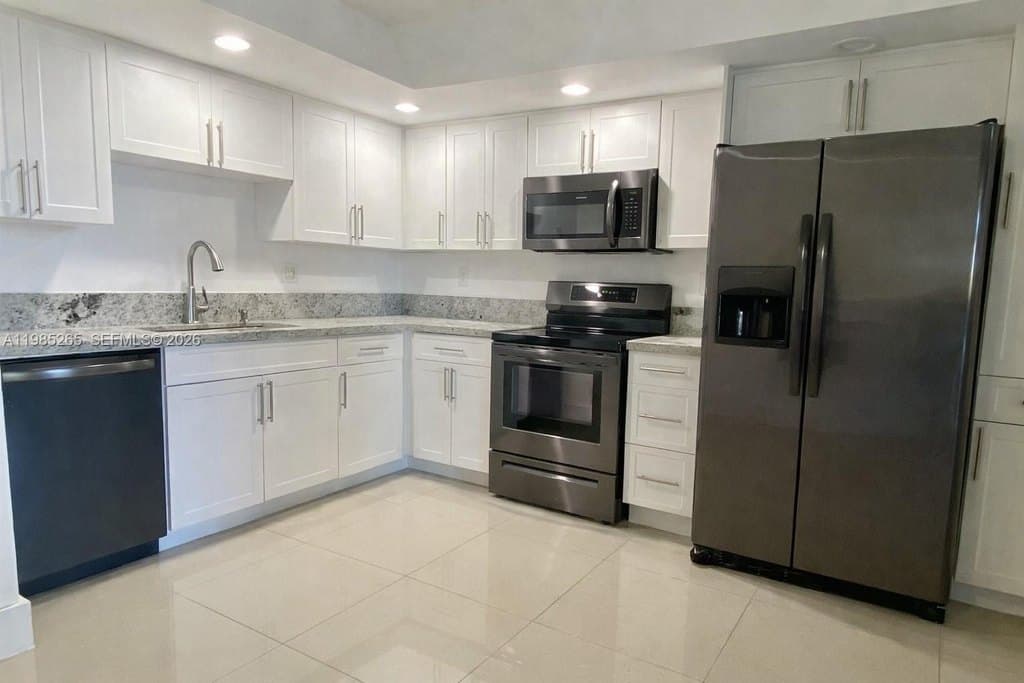 8520 SW 133rd Ave Rd Apt 112