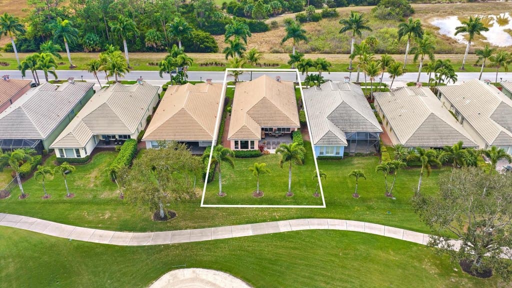 10675 LA Strada, West Palm Beach