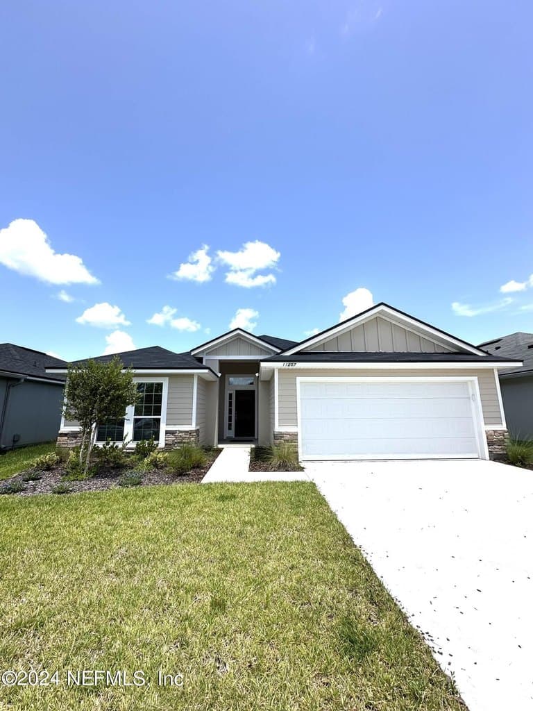 11257 Revolutionary Way, Jacksonville