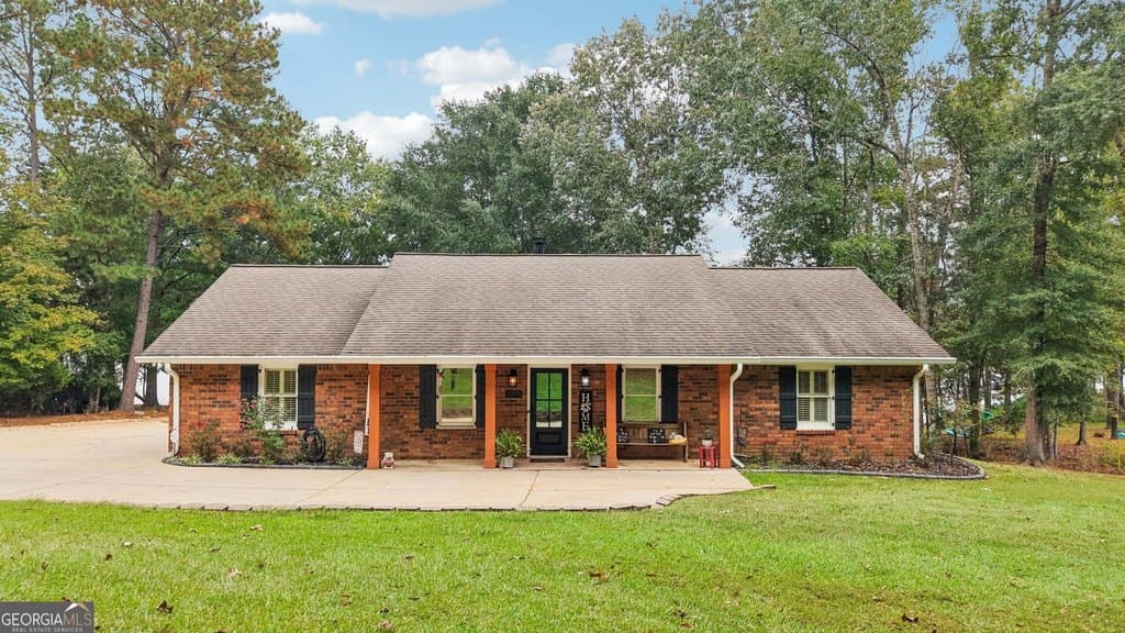 1651 Morgan Dr, Buckhead