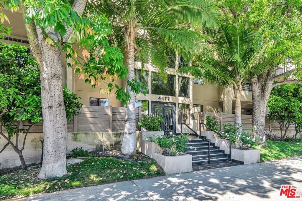 4477 Woodman Ave Apt 305, Sherman Oaks