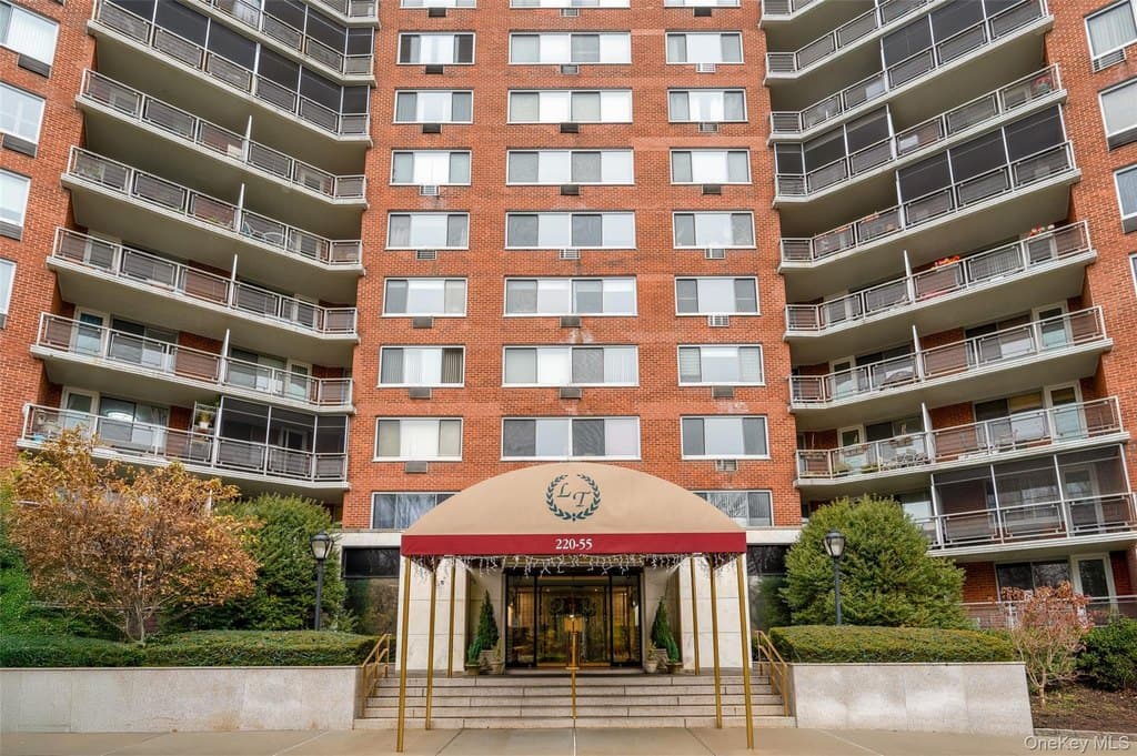 220-55 46 Ave Unit 5R