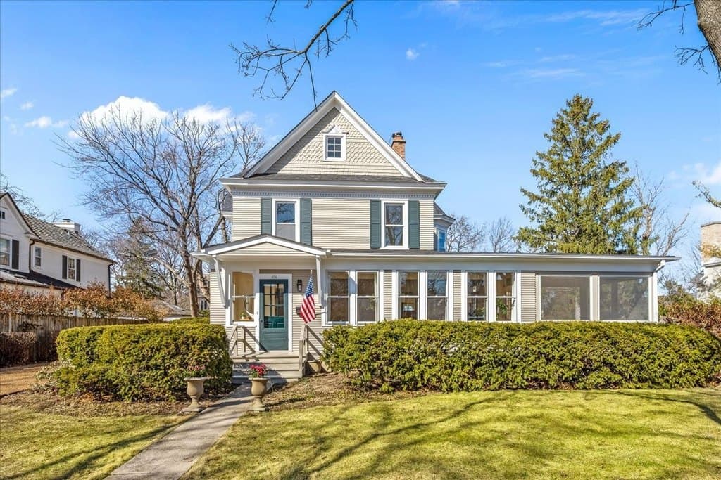 274 Vine Ave, Lake Forest