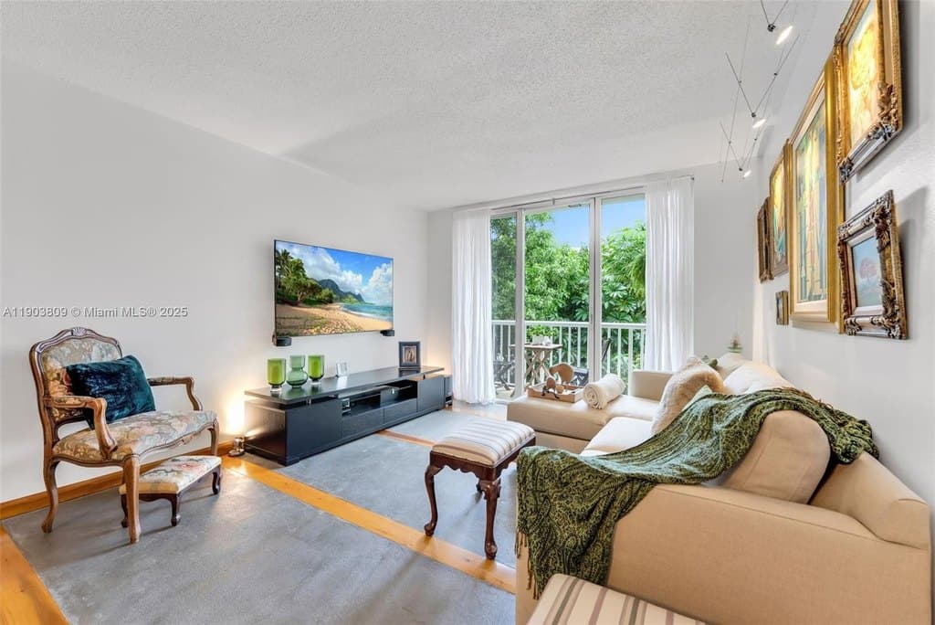 3661 SW 9th Ter Apt 207