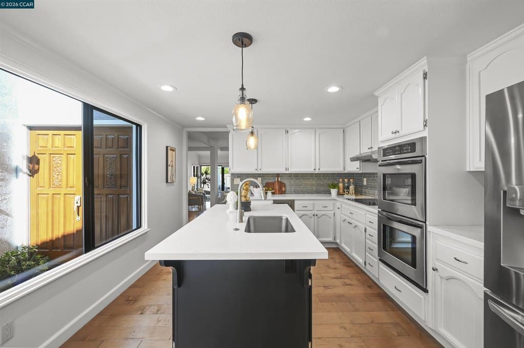 411 Oneida Ct, Danville