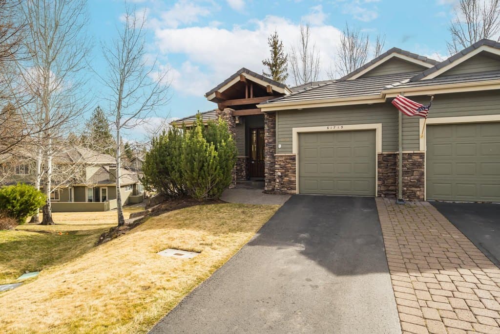 61719 Bridge Creek Loop, Bend