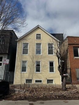 2230 N Washtenaw Ave