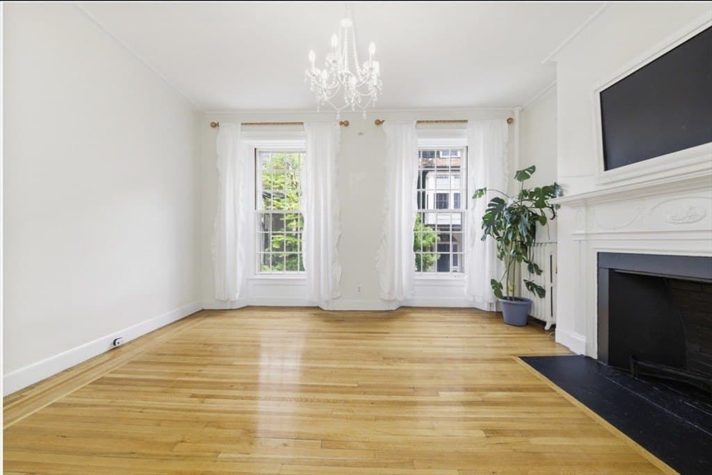 20 Joy Unit 2, Boston