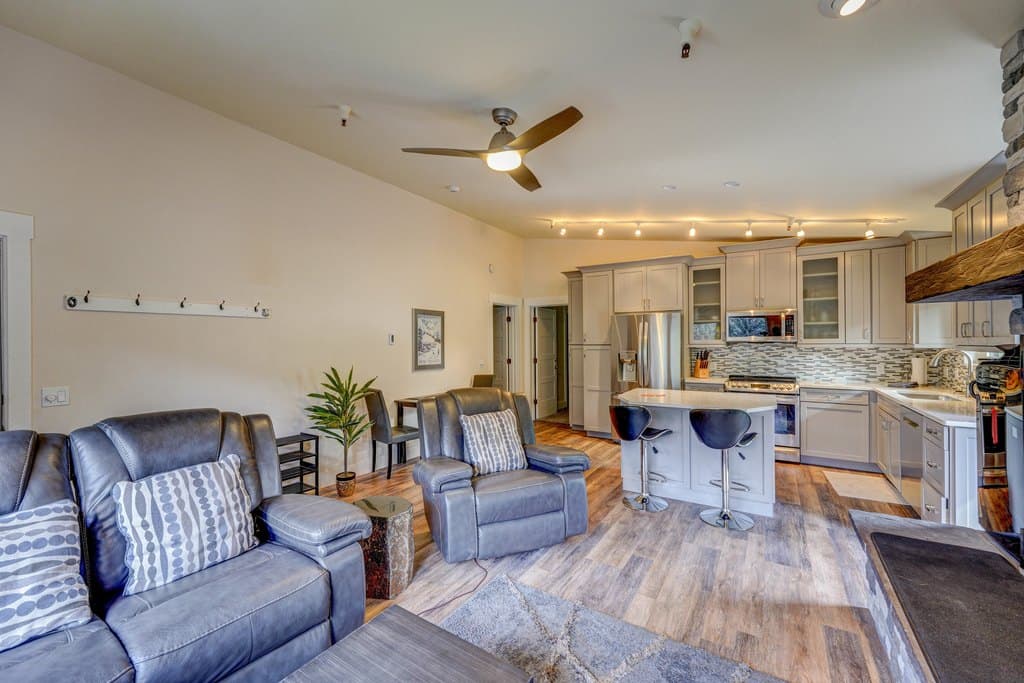 351 S 2nd Ave Unit 506, Ketchum