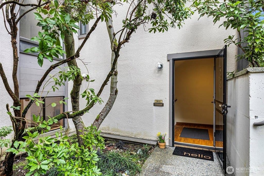 1602 NE 140th St Unit N2