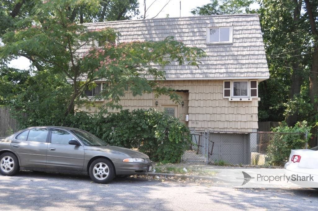 99-20 Albert Rd