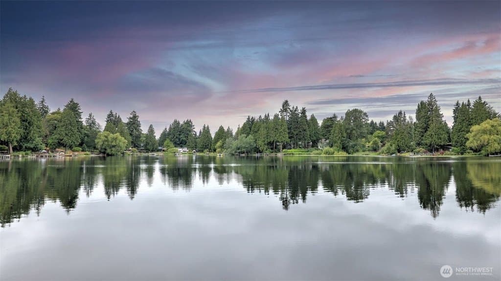 2171 N 122nd Pl, Seattle