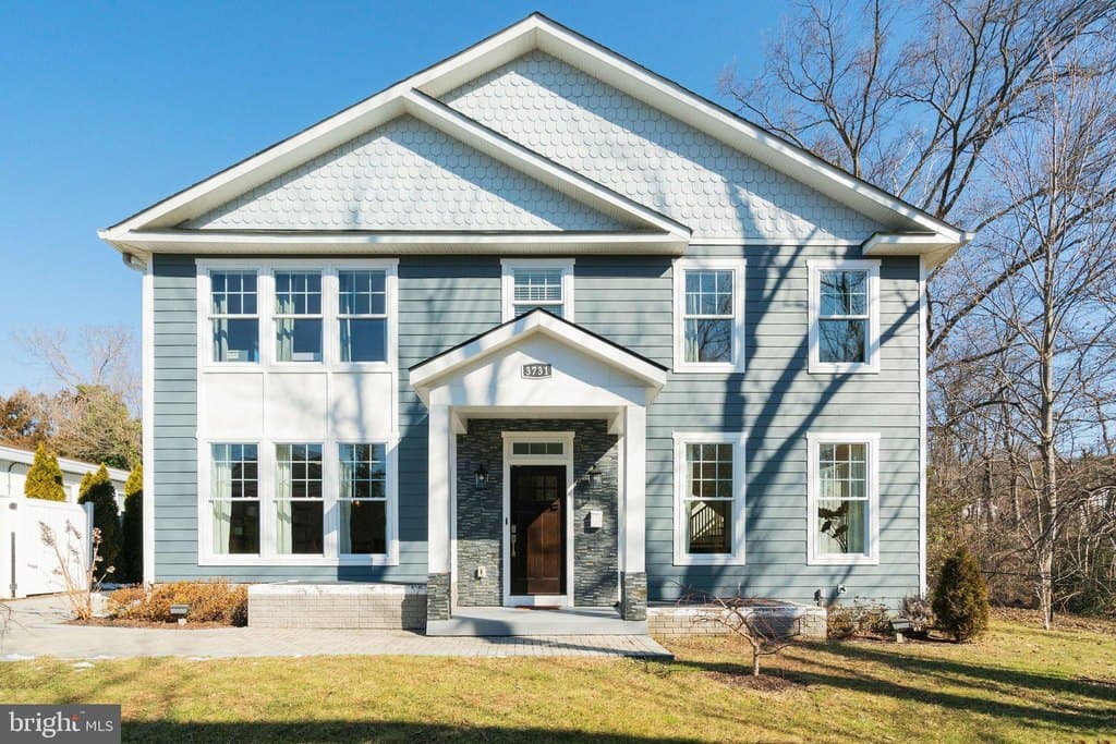 3731 Duke St, Alexandria