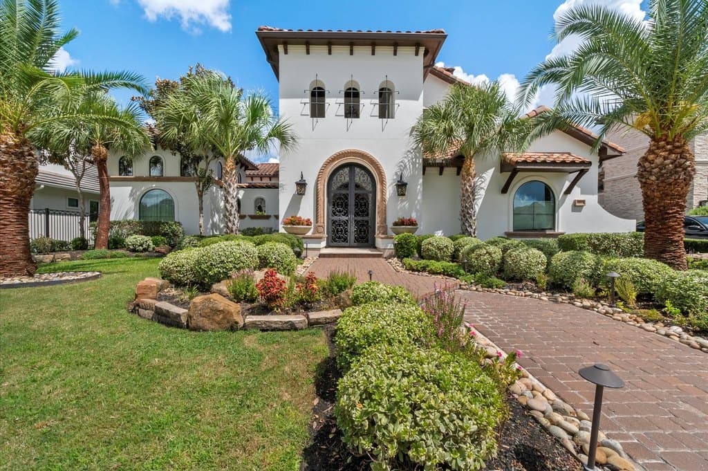 35 Enclave Manor Dr, Sugar Land