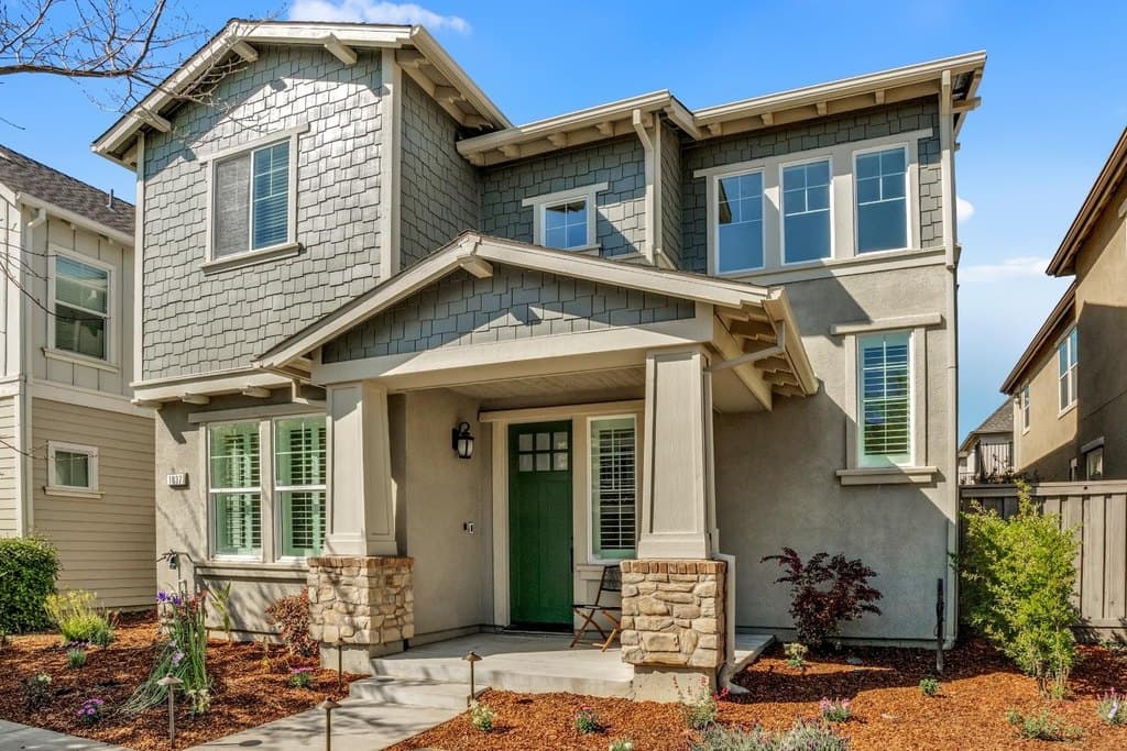 1037 Forbes Ln, Davis