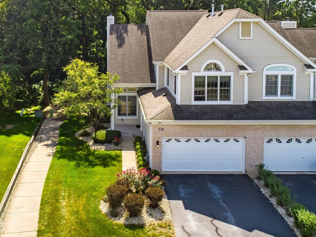 538 Harlowe Ln, Naperville