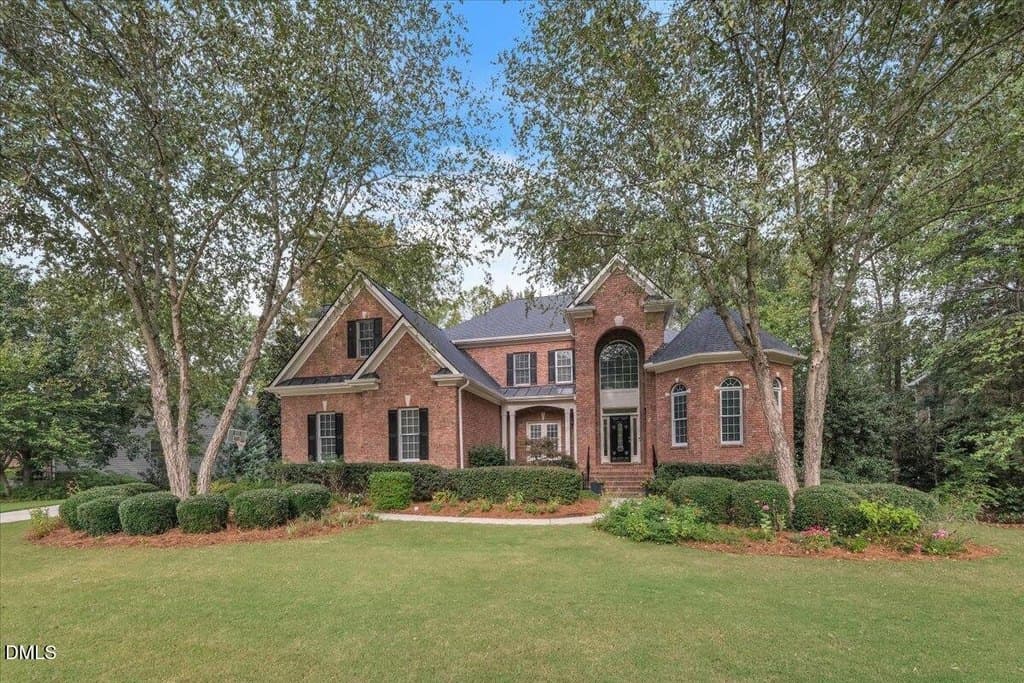 104 Parmalee Ct, Cary