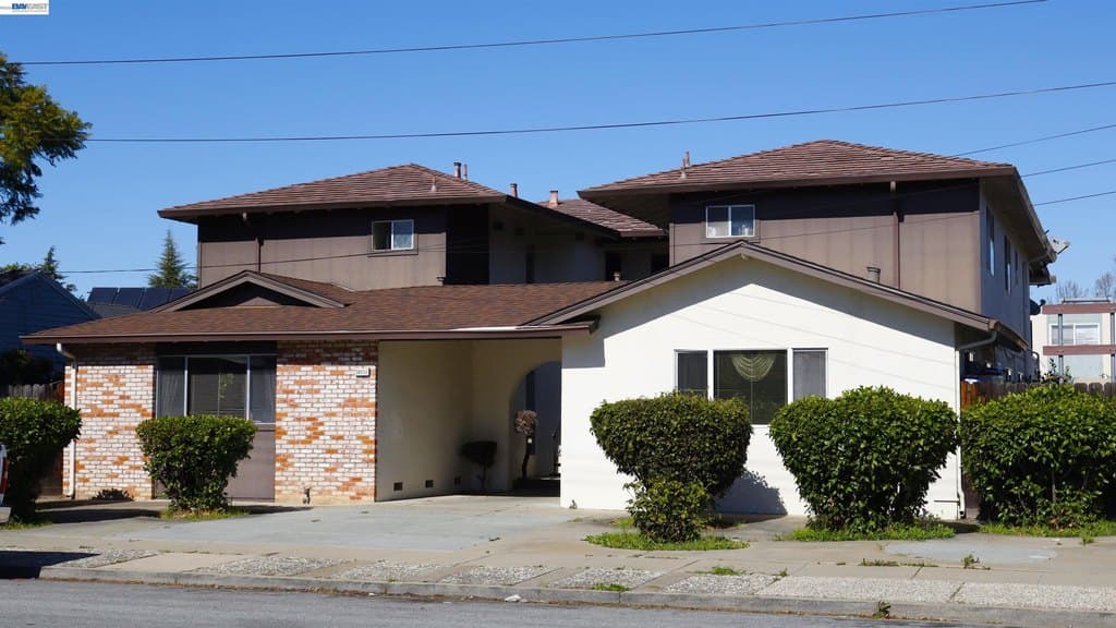 38850 Bell St, Fremont