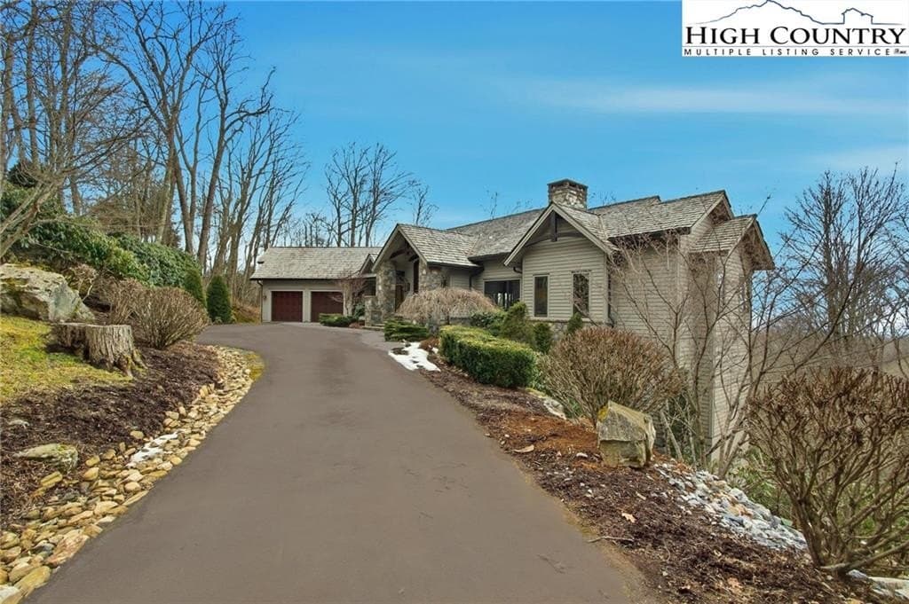 2110 Elk River Pkwy, Banner Elk