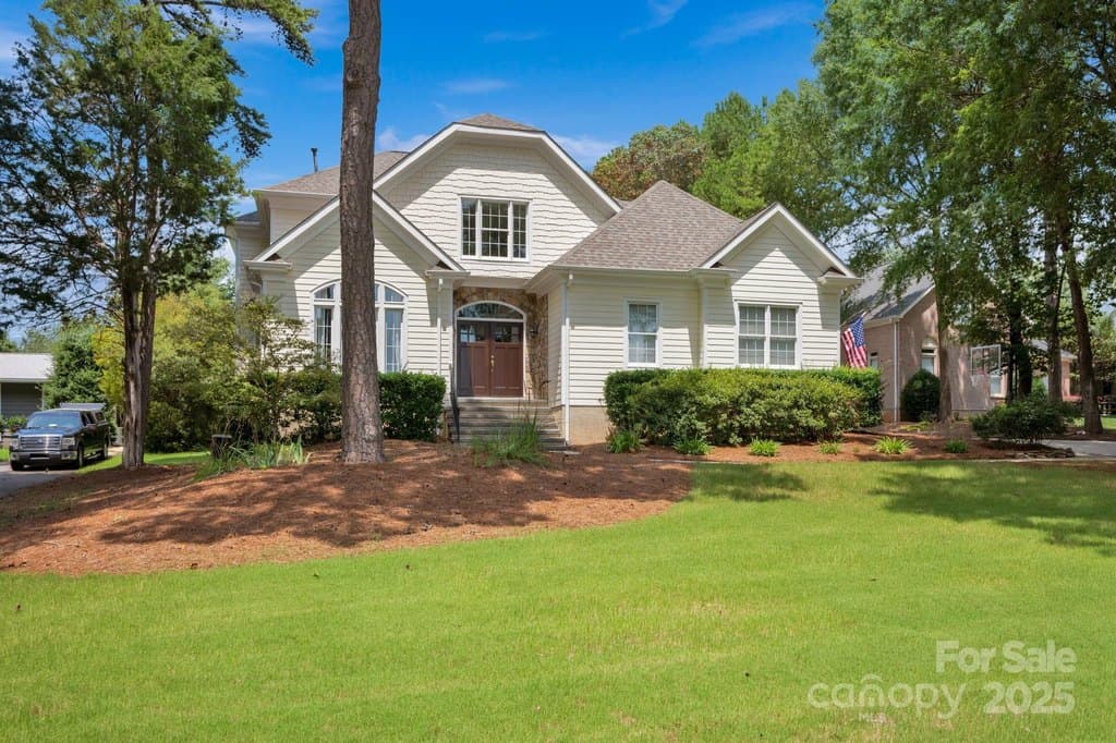 19577 Meta Rd, Cornelius