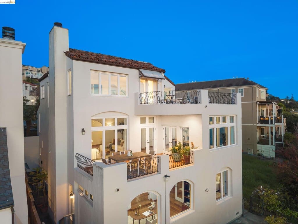 4951 Proctor Ave, Oakland