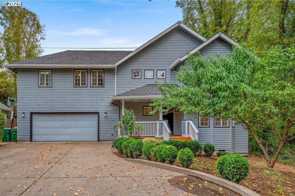 6512 SW Taylors Ferry Rd, Portland