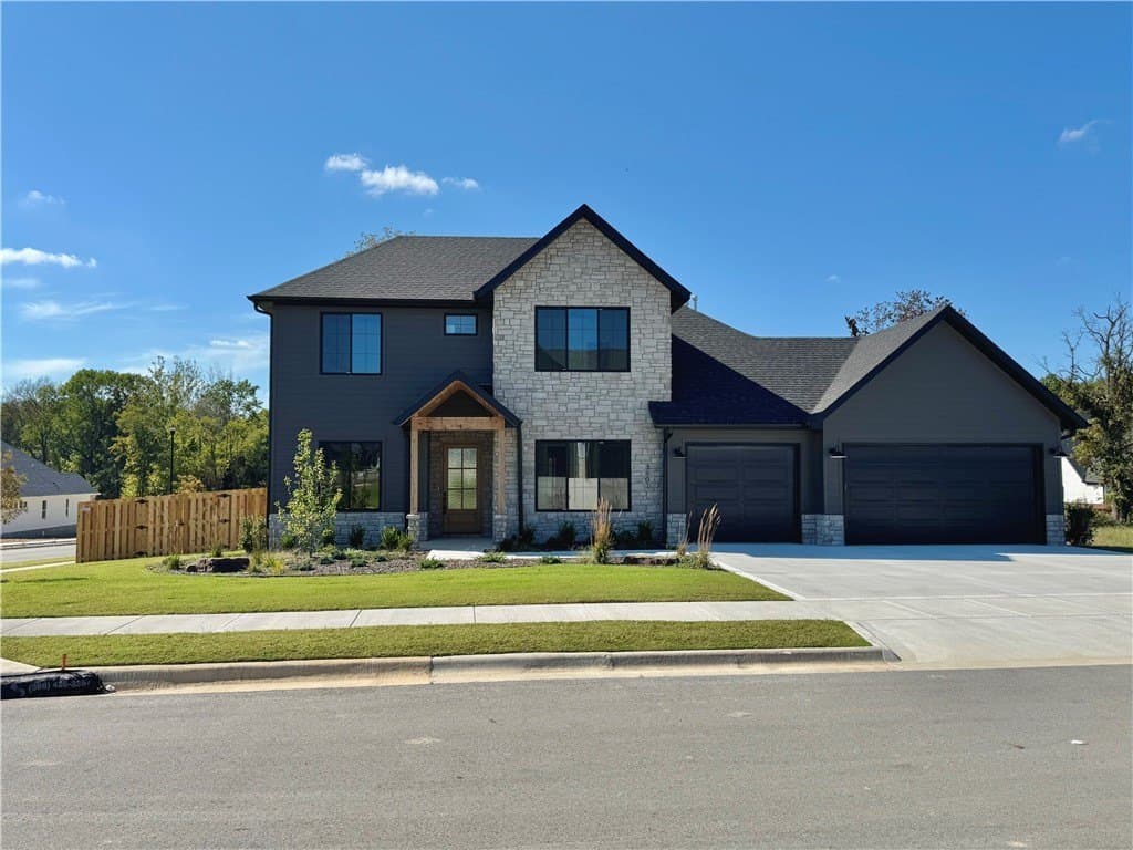 3601 Beaverhead Way, Bentonville